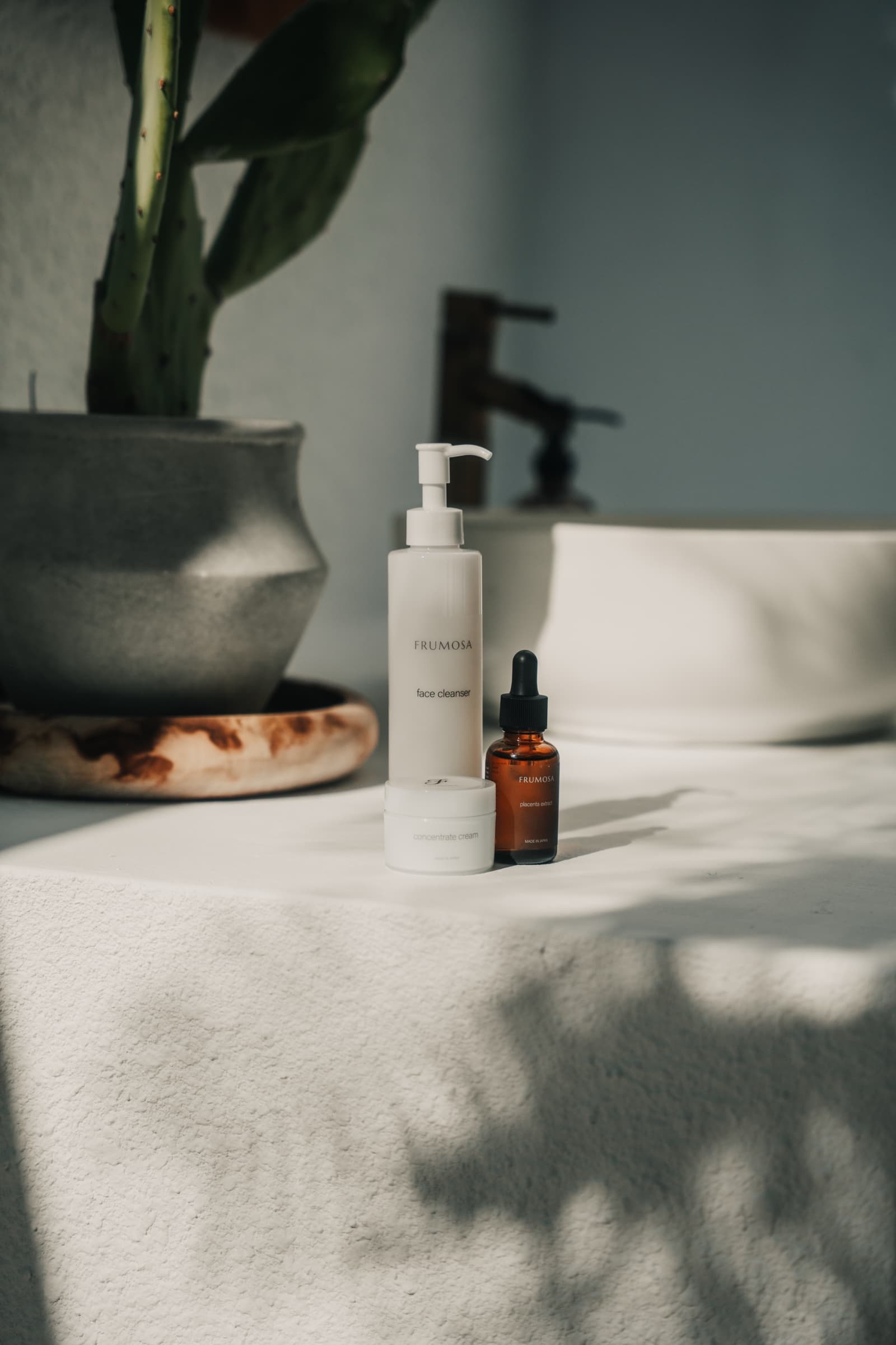 Frumosa skincare and beauty product photography by Saad Nadeem, Dubai